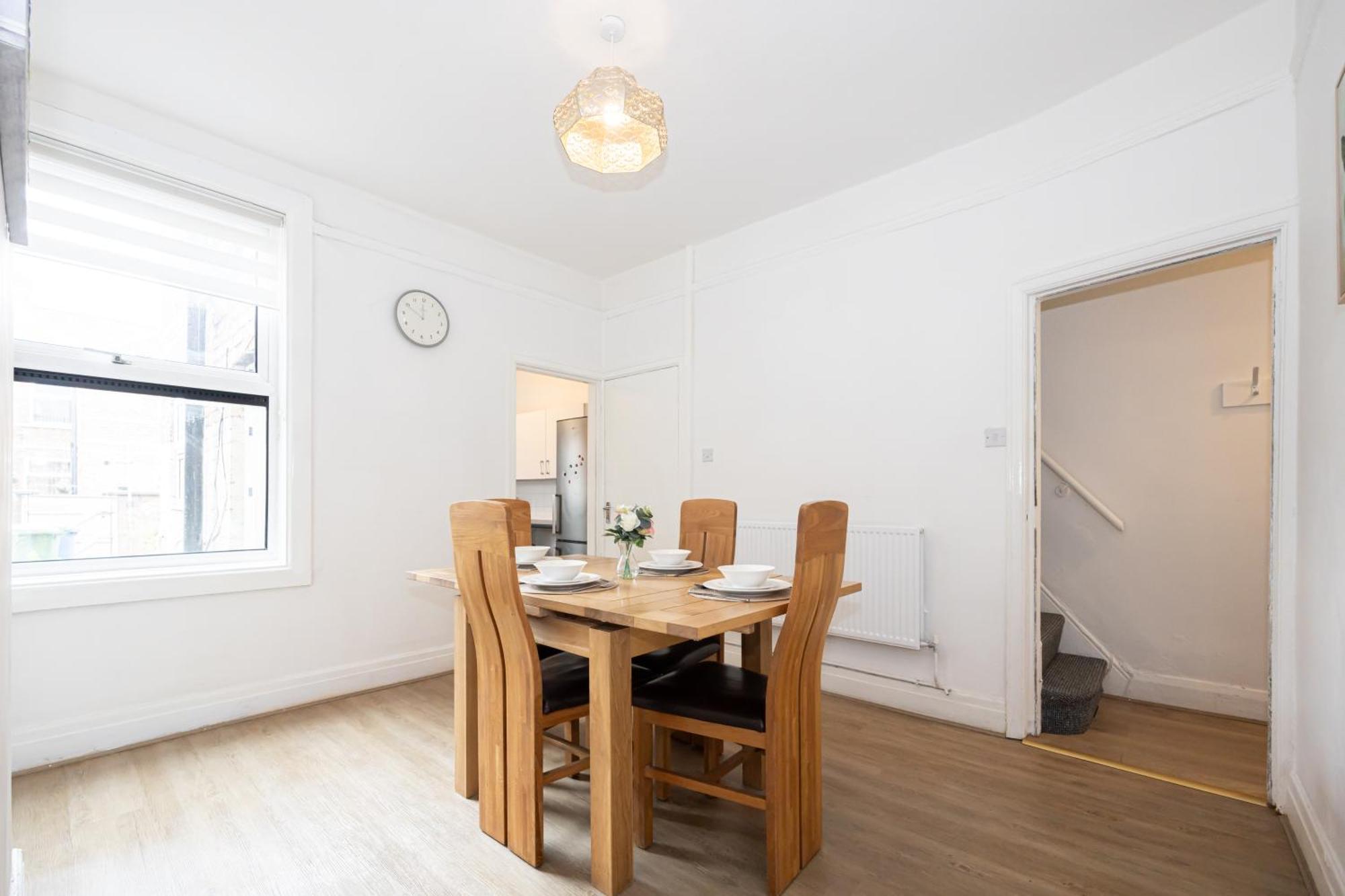 Bright & Modern 3 Bedroom Old Trafford Home Manchester Dış mekan fotoğraf